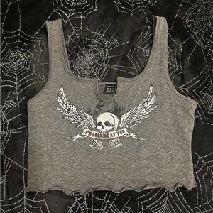 SHEIN Gray Skull Graphic Crop Top